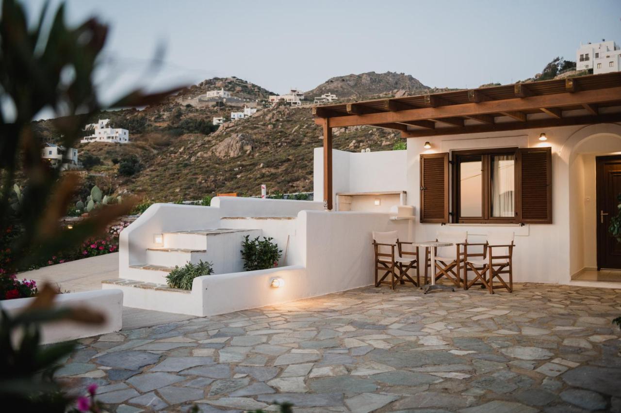 Petros Studios & Suites Naxos City Exterior photo