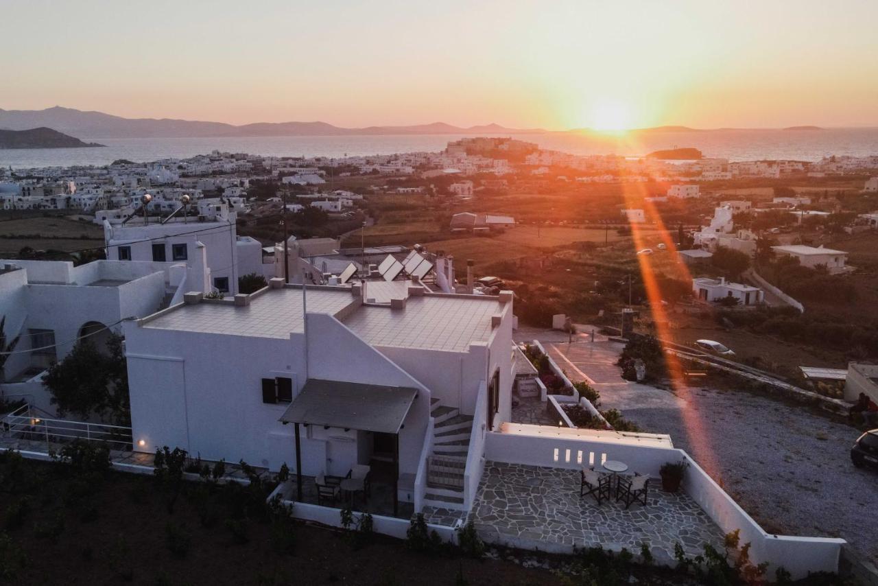 Petros Studios & Suites Naxos City Exterior photo