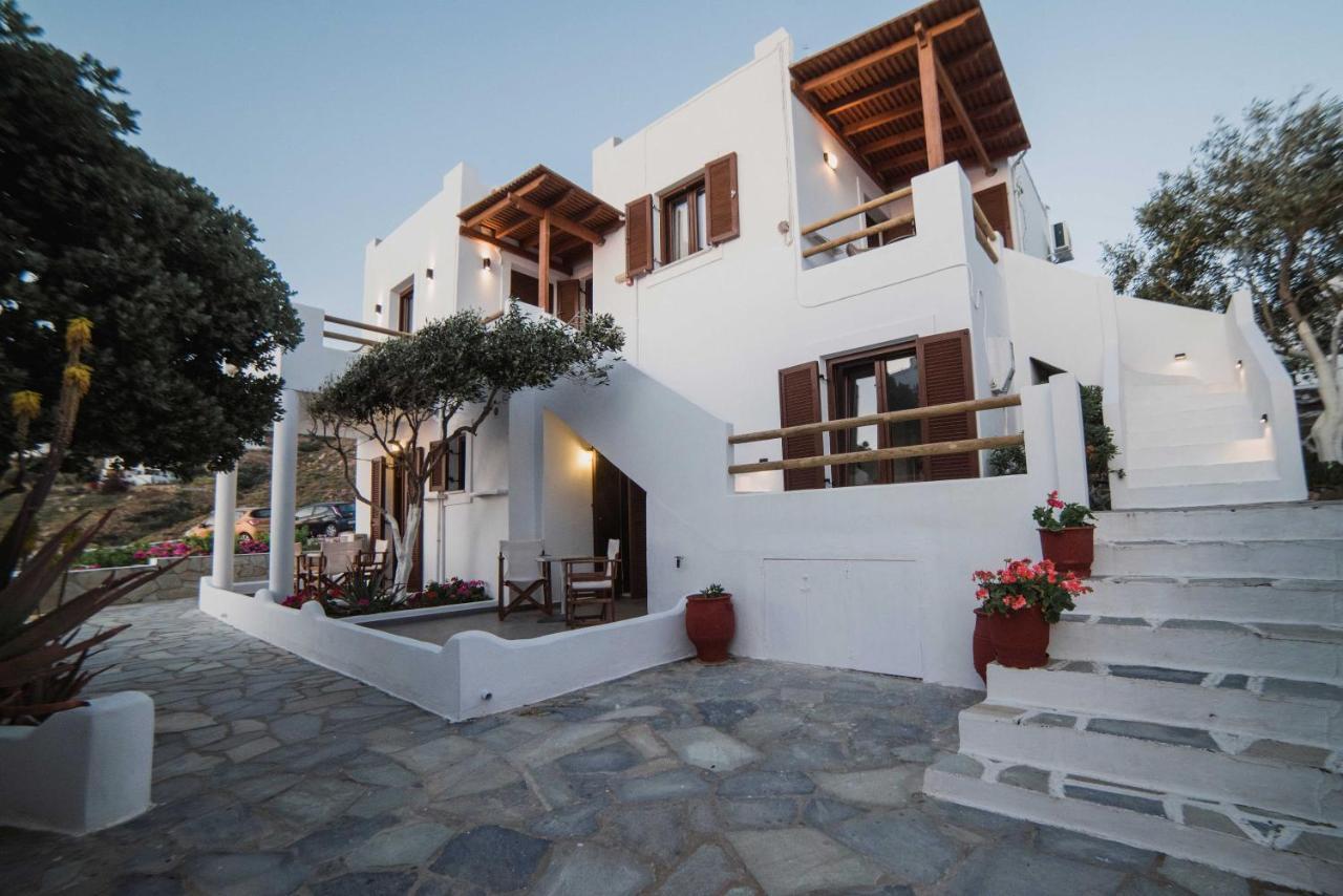 Petros Studios & Suites Naxos City Exterior photo