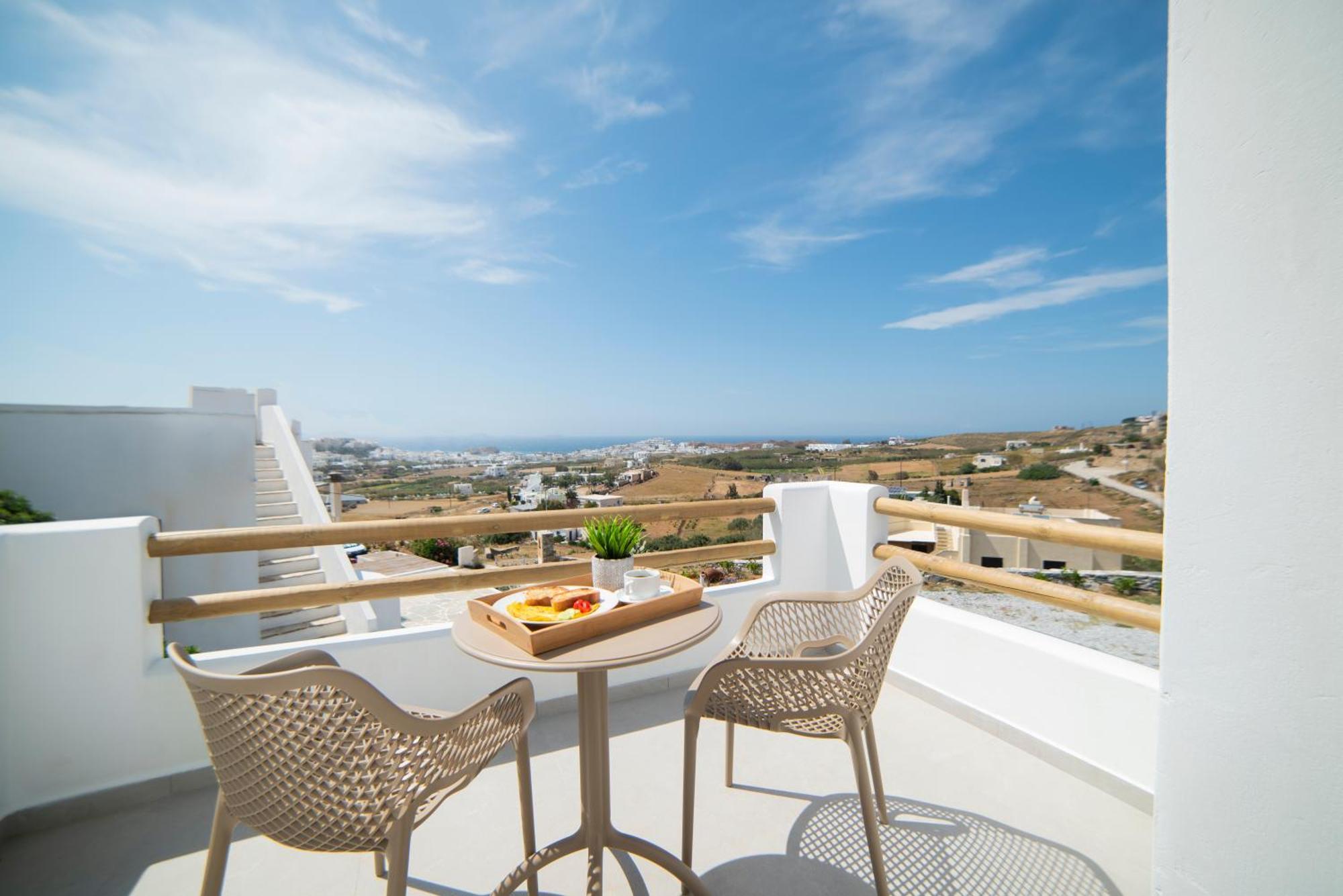 Petros Studios & Suites Naxos City Room photo